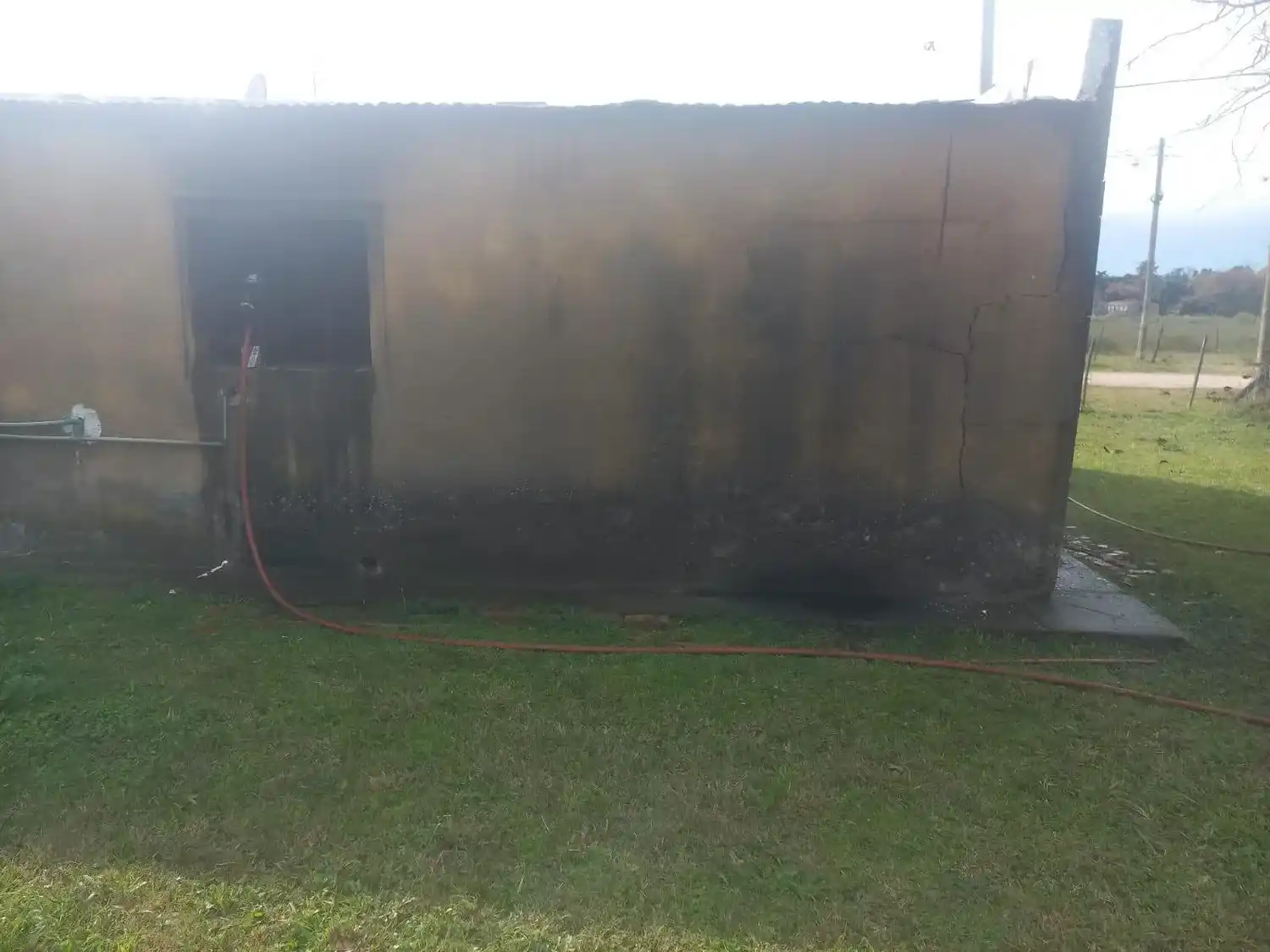 incendio_de_vivienda_en_gobernador_castro_1