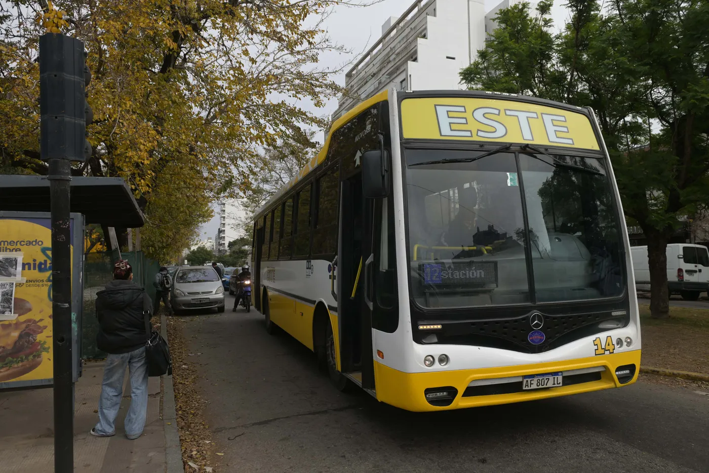 parada-micros-parque-saavedra-linea-este