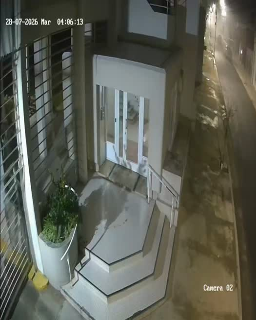 Así fue el robo de dos bicicletas en un edificio de zona céntrica